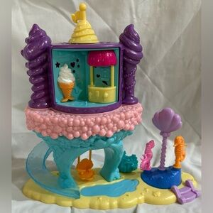 Polly Pocket Rainbow Funland Playset